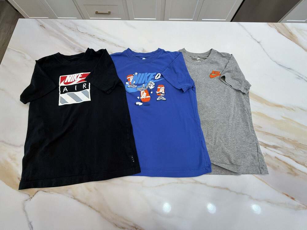 Bundle of Youth Large Graphic T-Shirt Bundle (Set of 3)